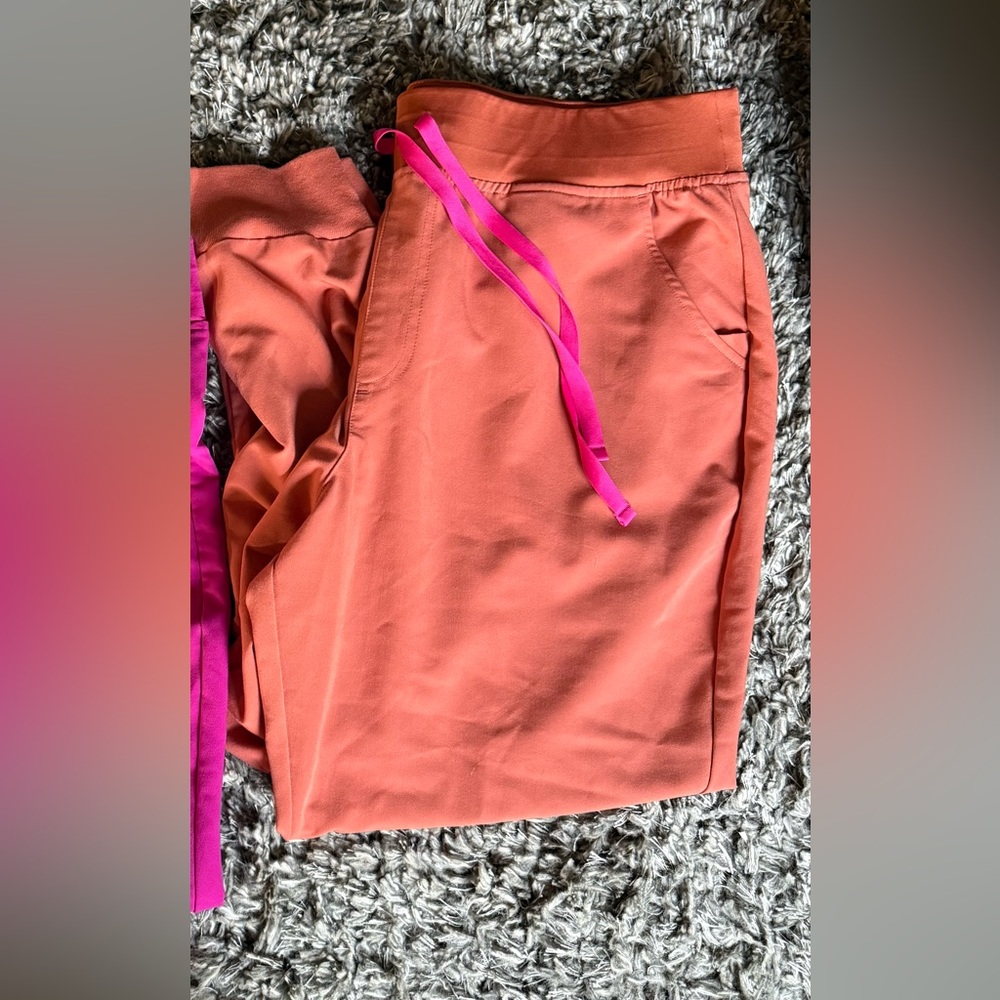 FIGS high waisted Zamora joggers